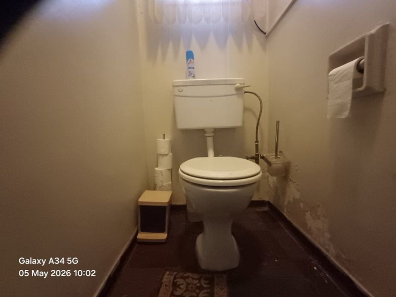 House For Sale in Stilfontein Ext 4 - Photo 10