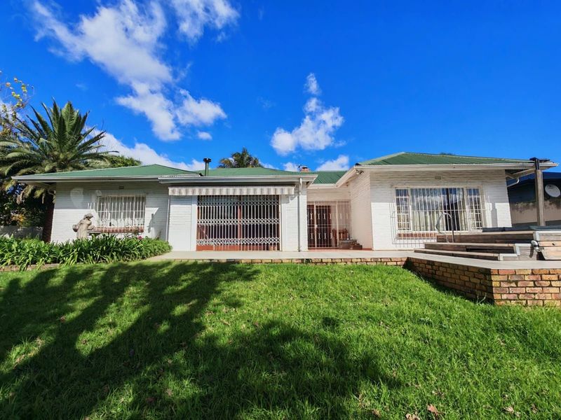 House For Sale in Sandringham - Photo 3