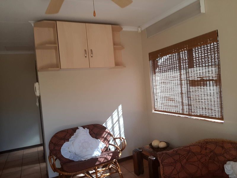 Apartment To Rent in Eldoraigne - Photo 8