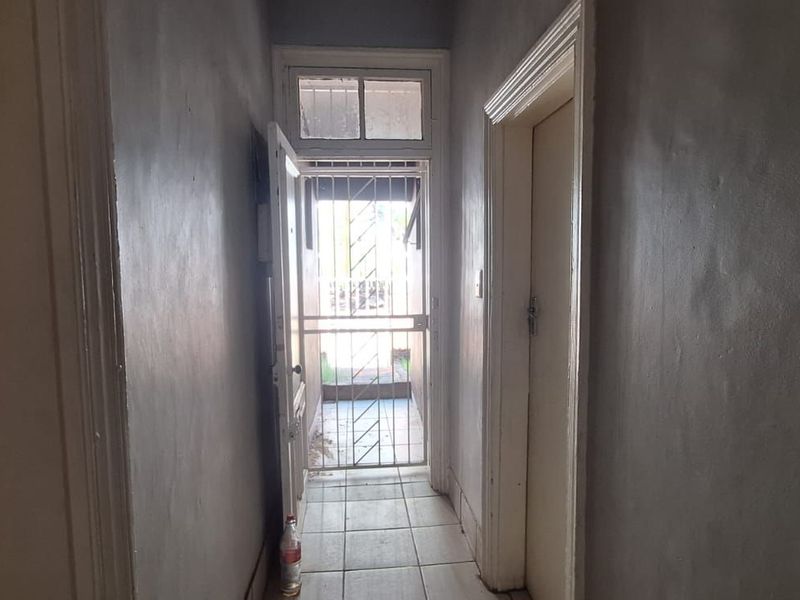 House For Sale in Beaconsfield - Photo 1