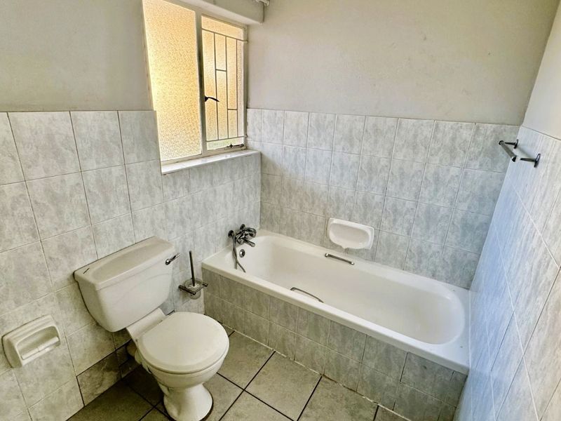House For Sale in Die Hoewes - Photo 8