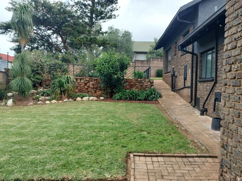 House For Sale in Kenmare - Photo 3