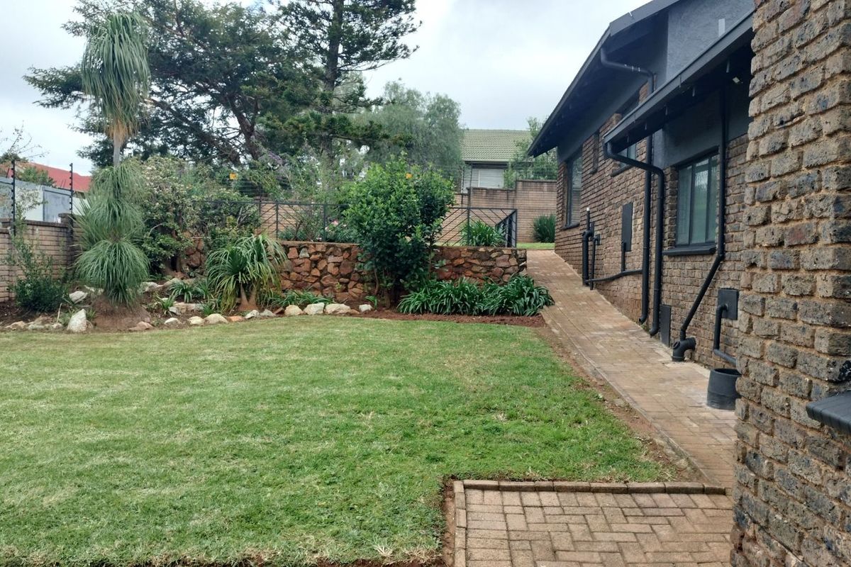 House For Sale in Kenmare - Photo 3