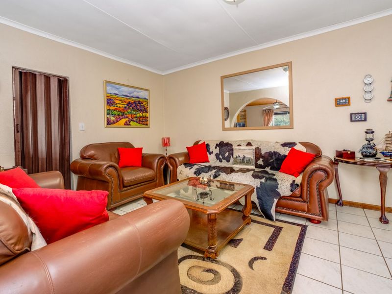House For Sale in Roodekrans - Photo 8