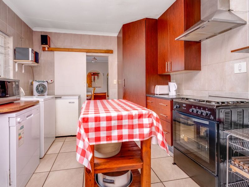 House For Sale in Roodekrans - Photo 3
