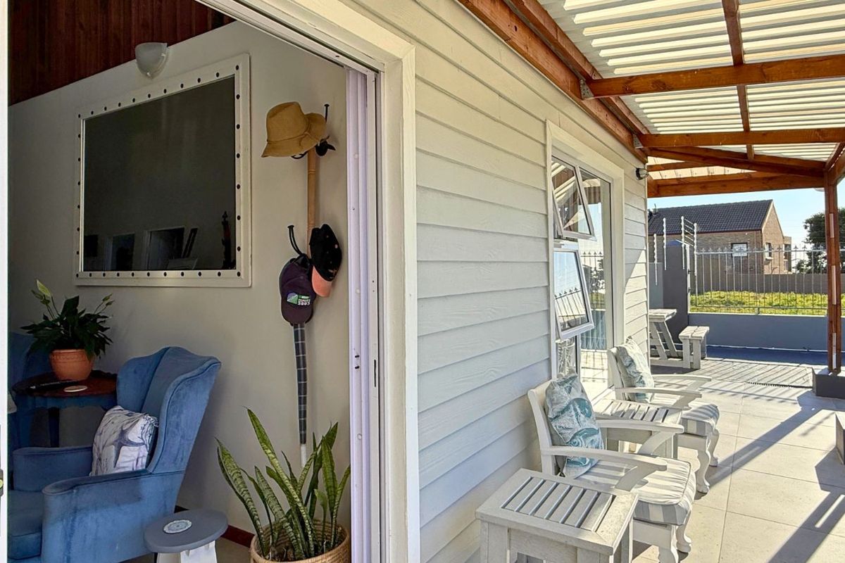 House For Sale in Perlemoenbaai - Photo 4