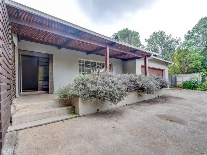 House For Sale in Linden - Photo 3