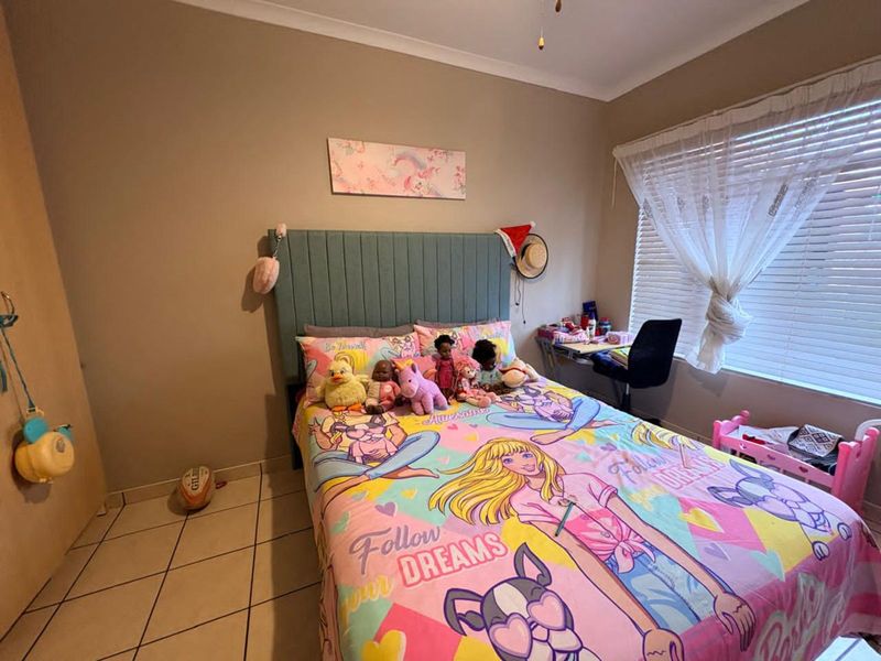 Townhouse For Sale in Riviera - Photo 9