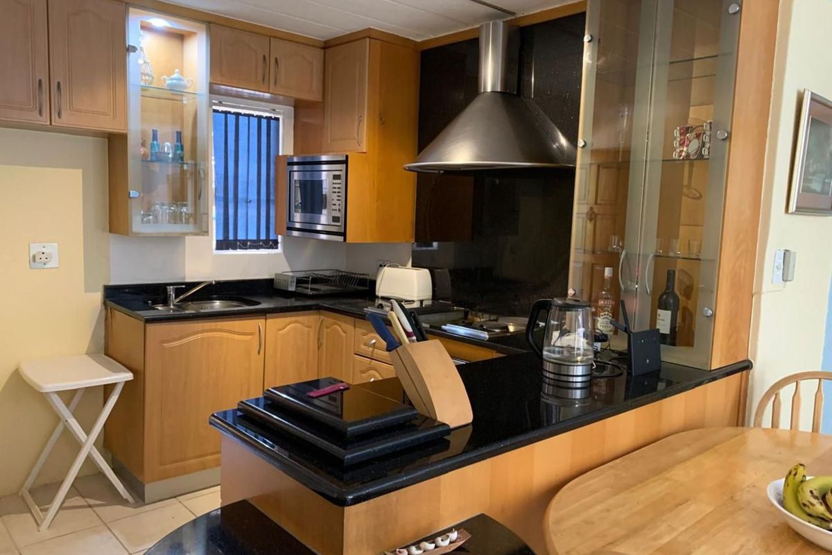 Apartment For Sale in Bedford Gardens - Photo 2
