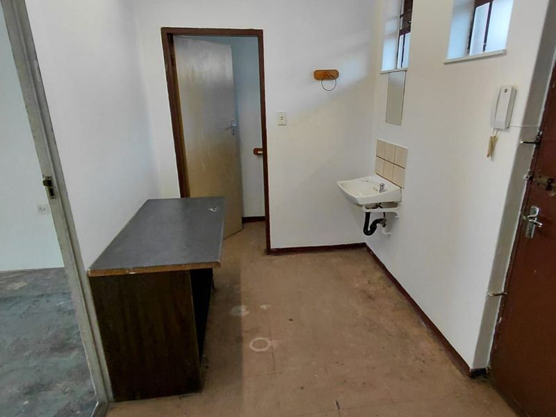 Retail To Rent in Pretoria Central - Photo 9