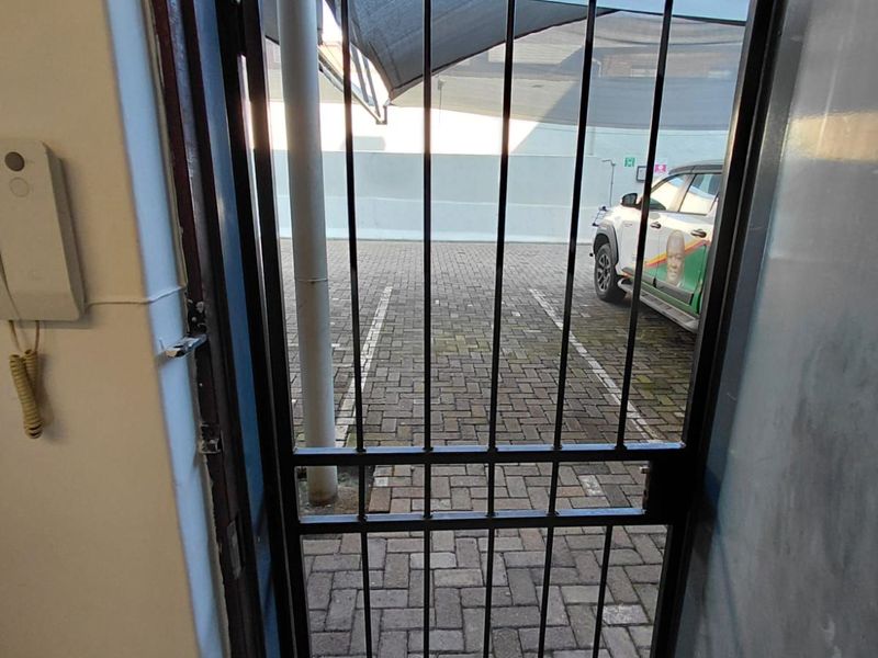 Retail To Rent in Pretoria Central - Photo 2