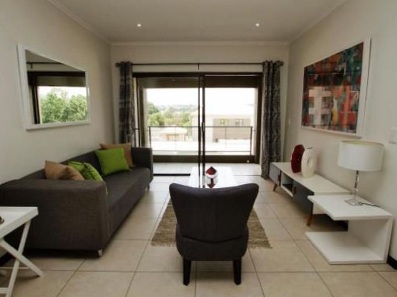 Apartment For Sale in Fourways - Photo 3
