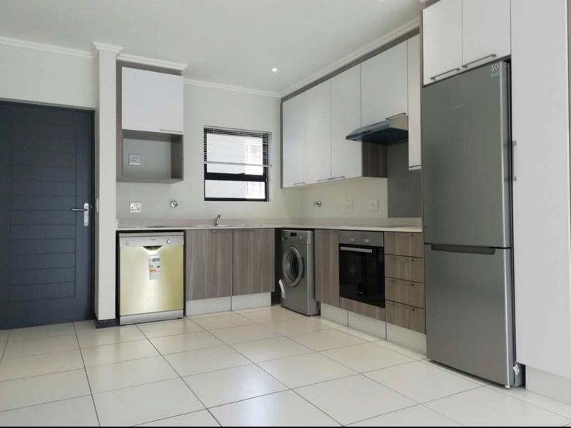 Apartment For Sale in Lonehill - Photo 3