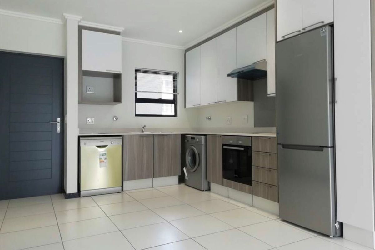 Apartment For Sale in Lonehill - Photo 3
