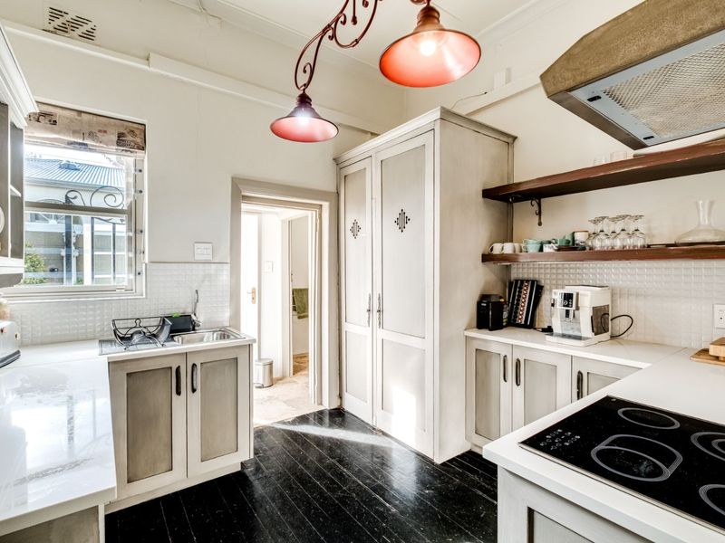 Apartment To Rent in Wynberg Upper - Photo 8