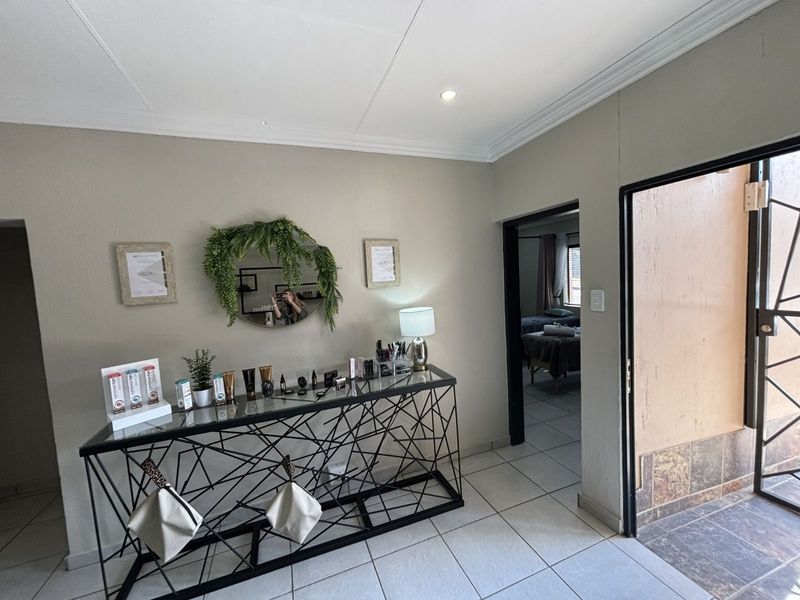 Office For Sale in Arborpark - Photo 4