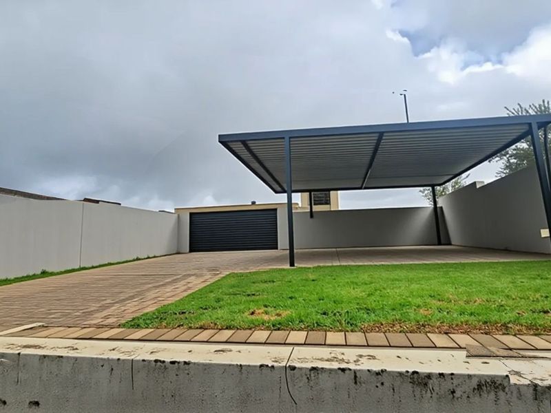 House For Sale in Riverside View - Photo 3