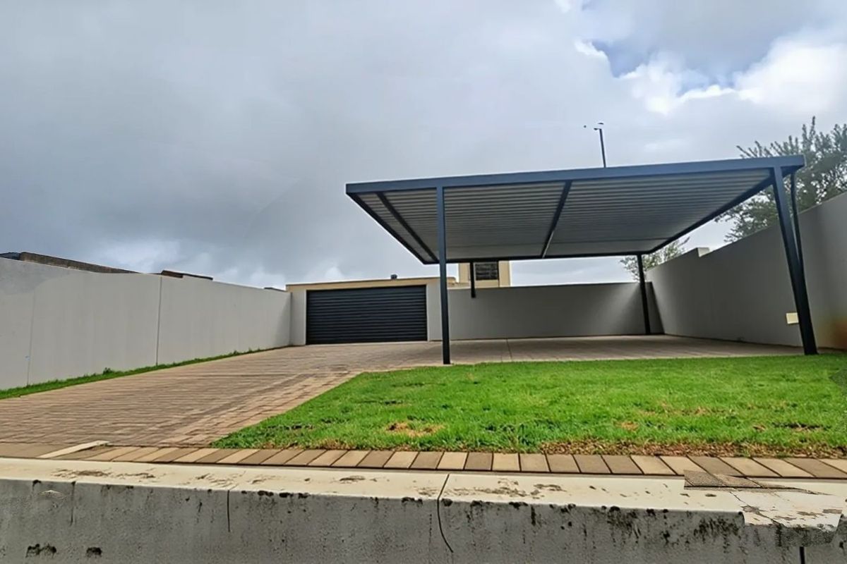 House For Sale in Riverside View - Photo 3