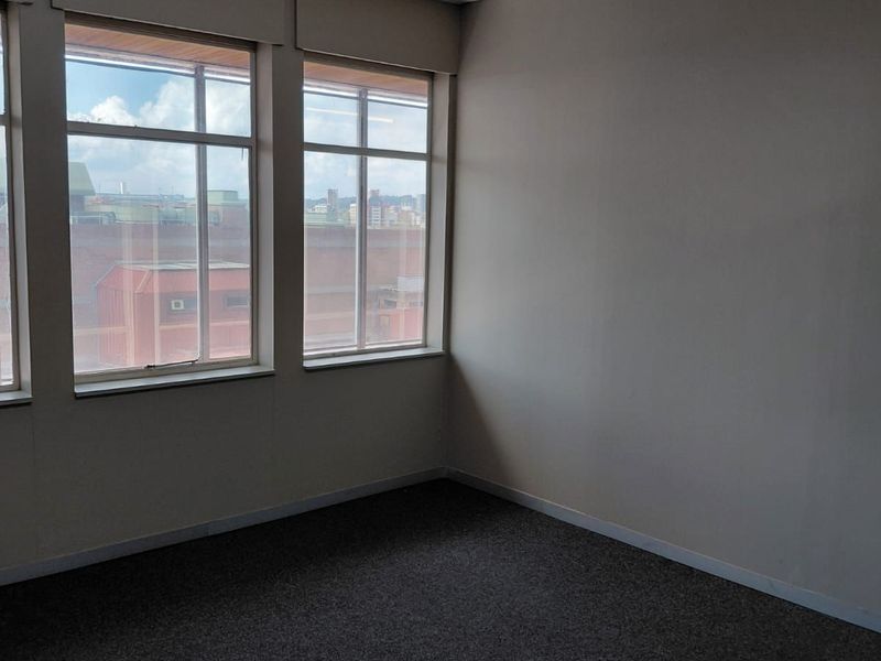 Commercial To Rent in Arcadia - Photo 6