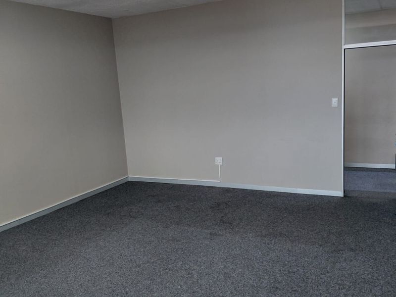 Commercial To Rent in Arcadia - Photo 9
