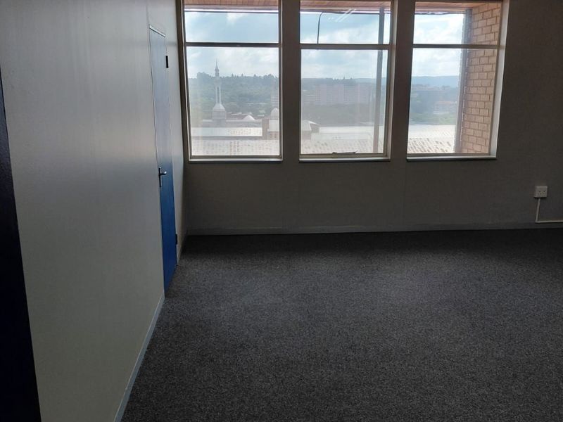 Commercial To Rent in Arcadia - Photo 10