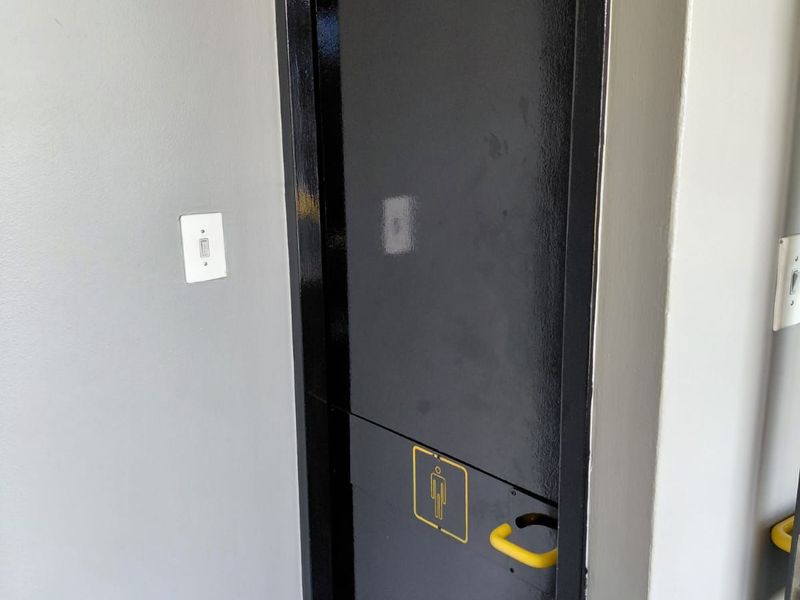 Retail To Rent in Arcadia - Photo 8