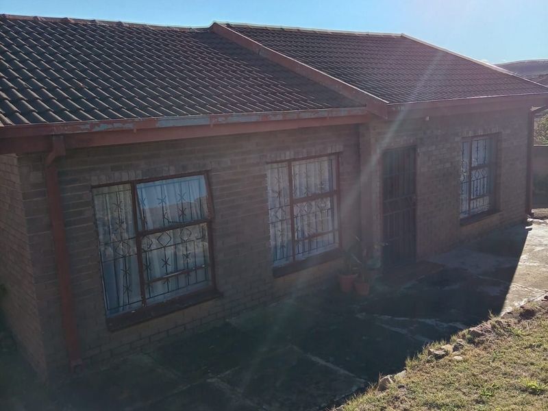 House For Sale in Phuthaditjhaba Rural - Photo 3