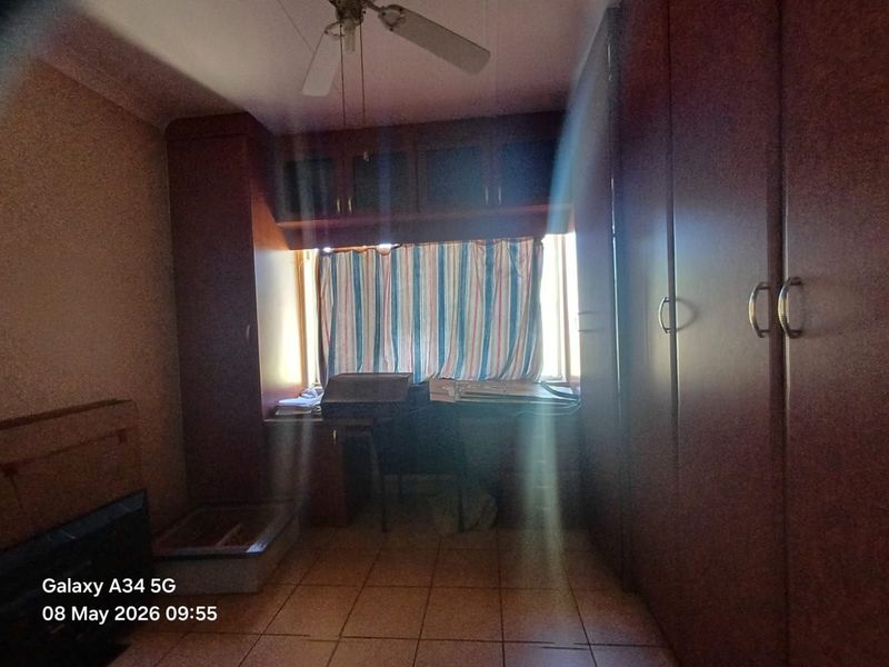 House For Sale in Stilfontein Ext 4 - Photo 10