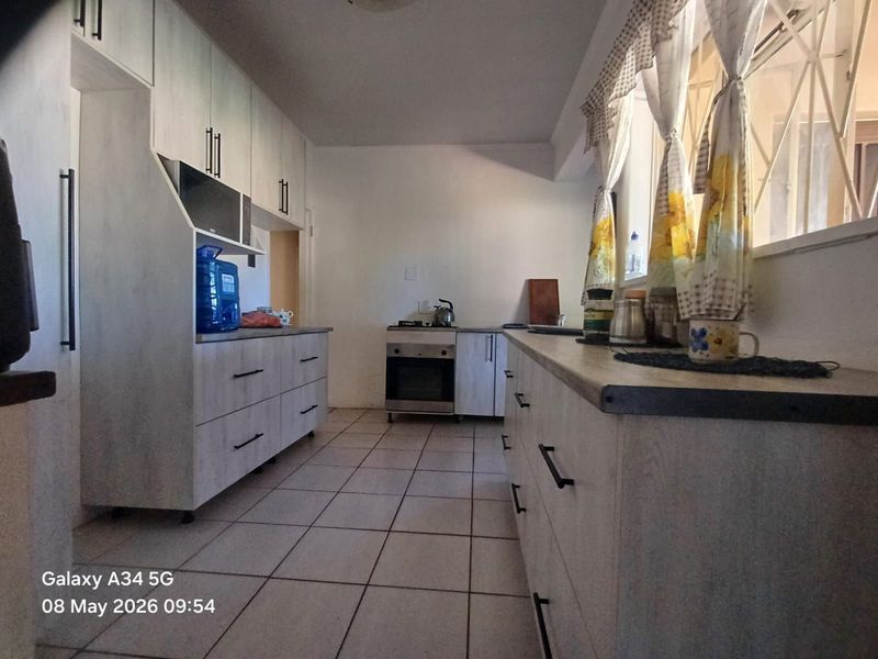 House For Sale in Stilfontein Ext 4 - Photo 7