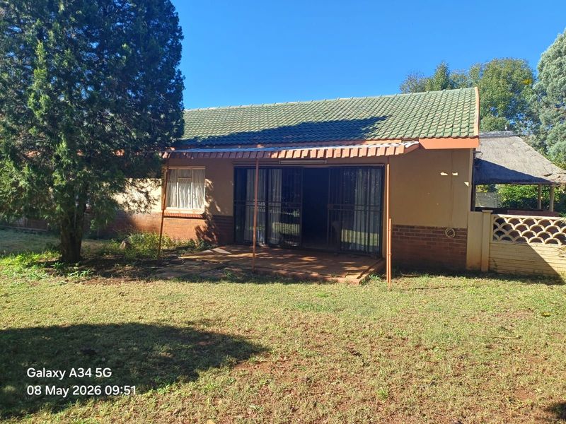 House For Sale in Stilfontein Ext 4 - Photo 3