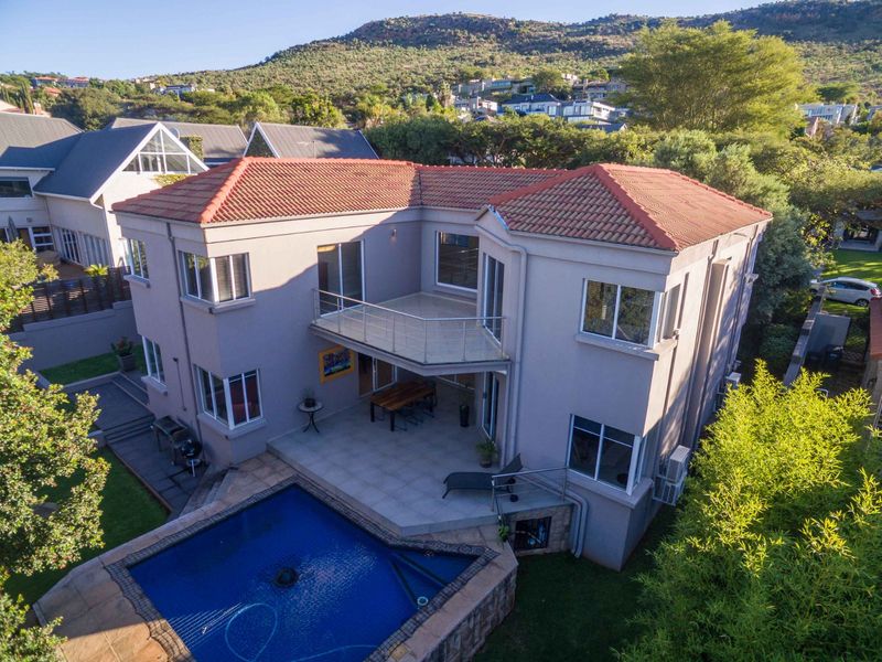 House For Sale in Featherbrooke Estate - Photo 3