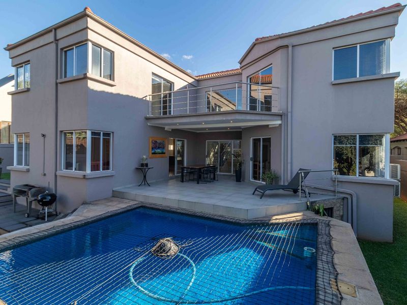 House For Sale in Featherbrooke Estate - Photo 4