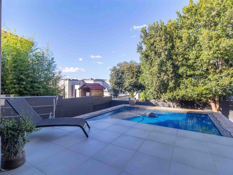 House For Sale in Featherbrooke Estate - Photo 6