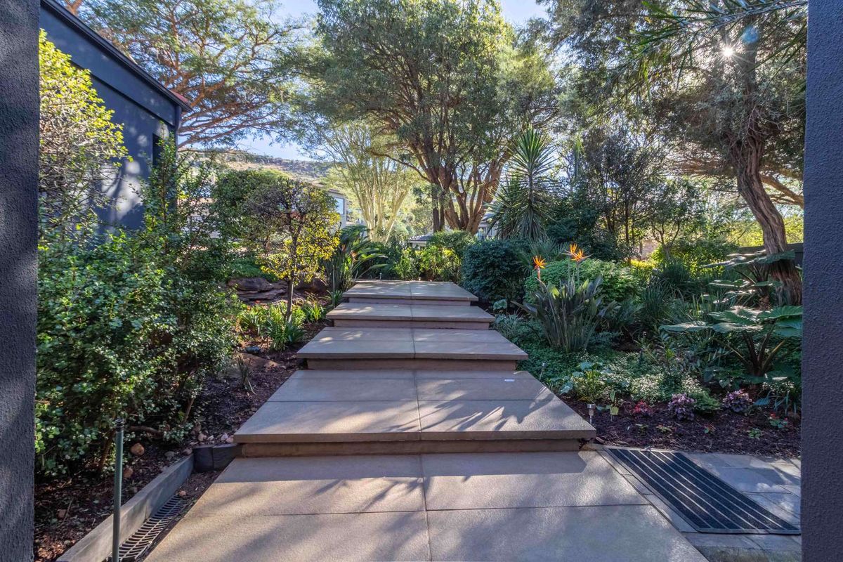House For Sale in Featherbrooke Estate - Photo 2