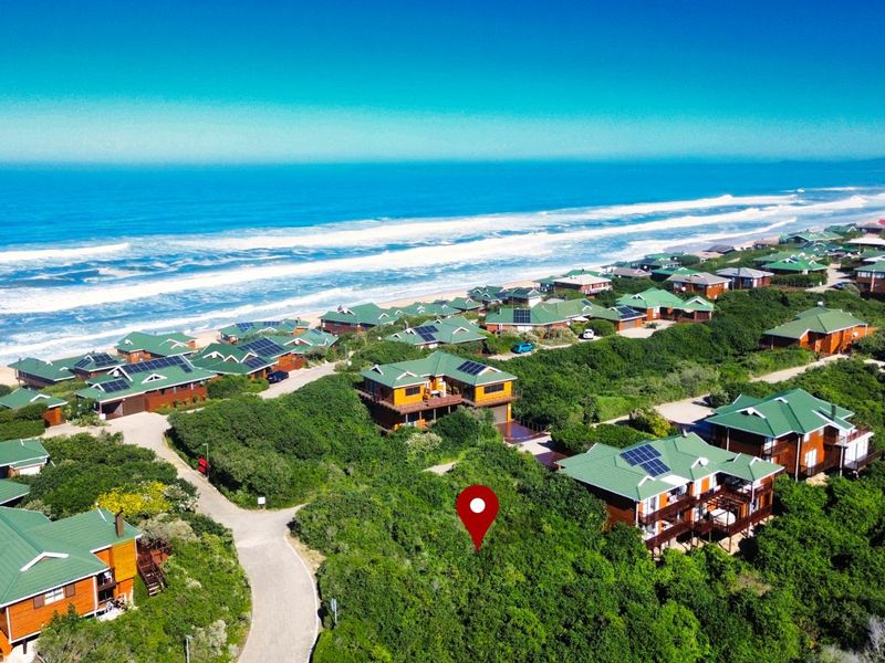 House For Sale in Nature On Sea - Photo 1