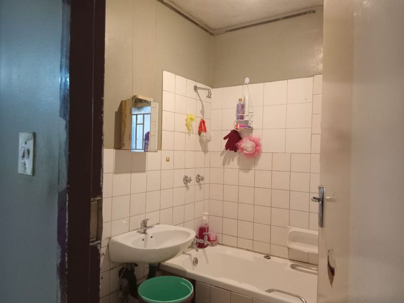 Apartment For Sale in Pretoria Central - Photo 10