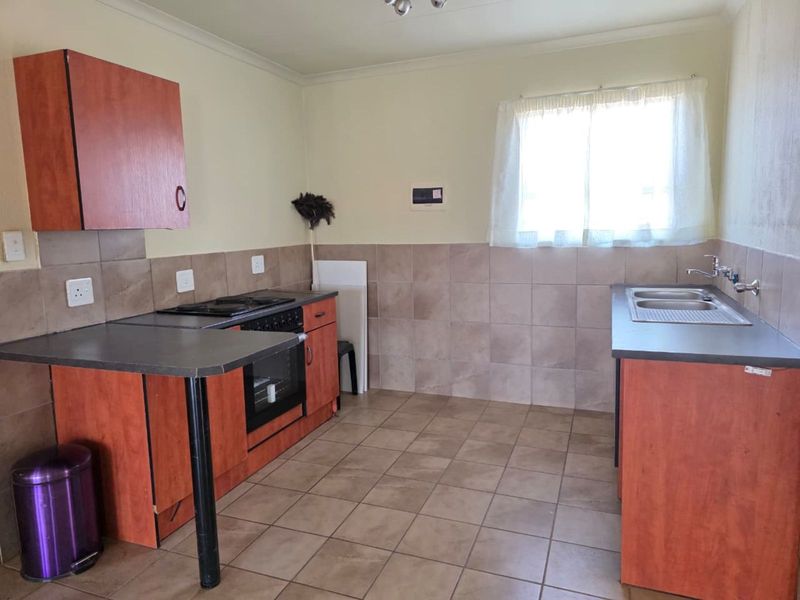 House For Sale in Karenpark - Photo 6