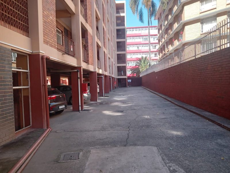 Apartment For Sale in Pretoria Central - Photo 7