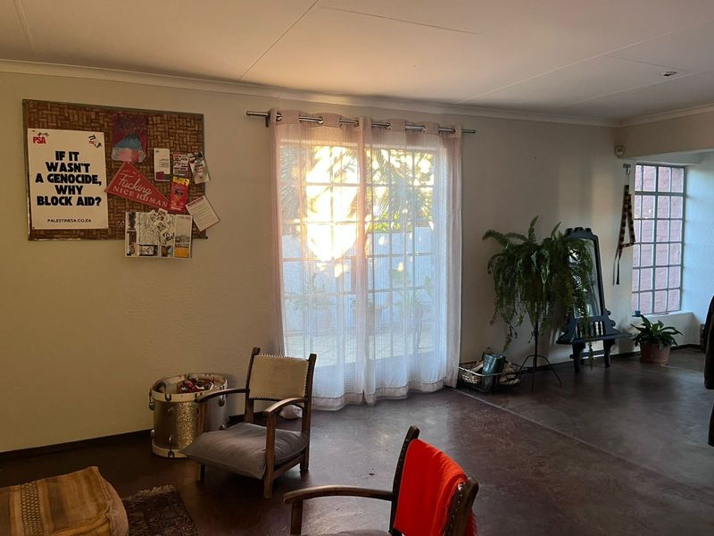 House For Sale in Albertville - Photo 4