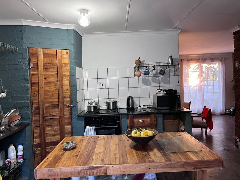 House For Sale in Albertville - Photo 3