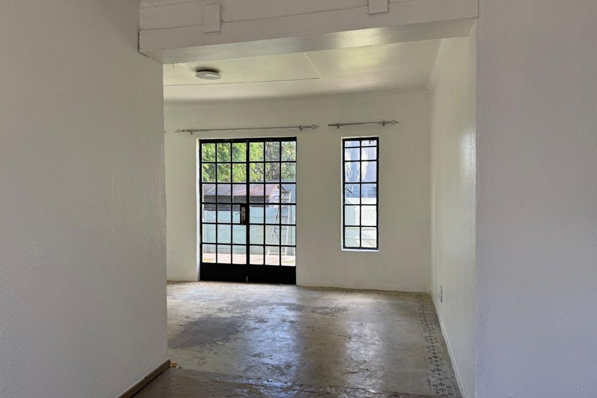 House For Sale in Albertville - Photo 5