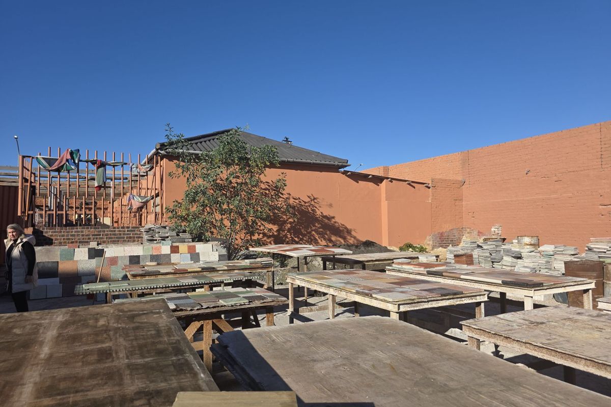 Industrial For Sale in Maitland - Photo 3