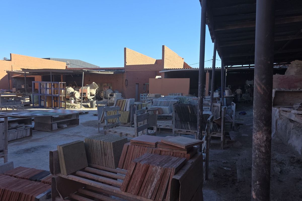 Industrial For Sale in Maitland - Photo 5