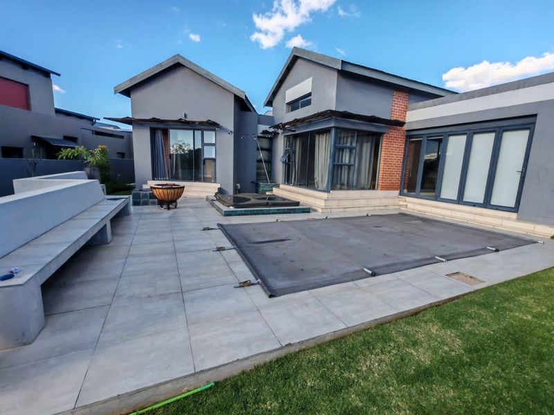 House To Rent in Copperleaf Estate - Photo 2
