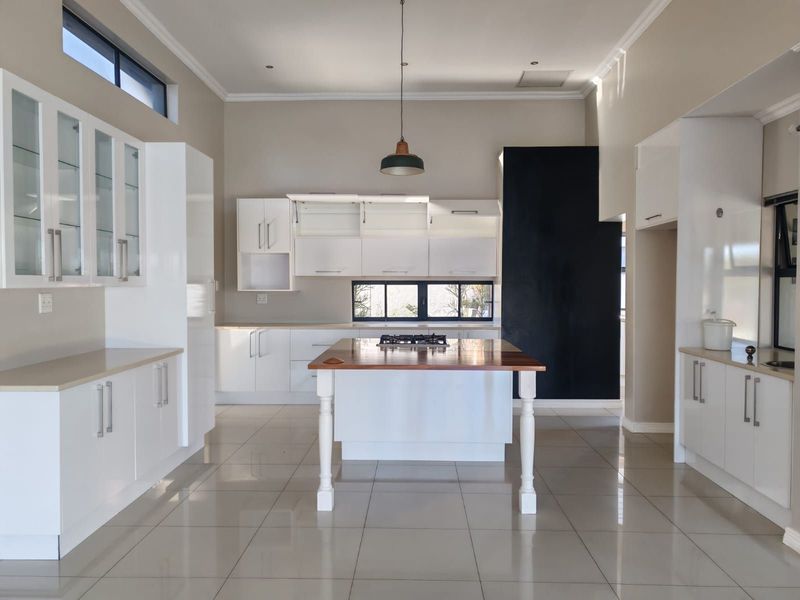 House To Rent in Copperleaf Estate - Photo 10