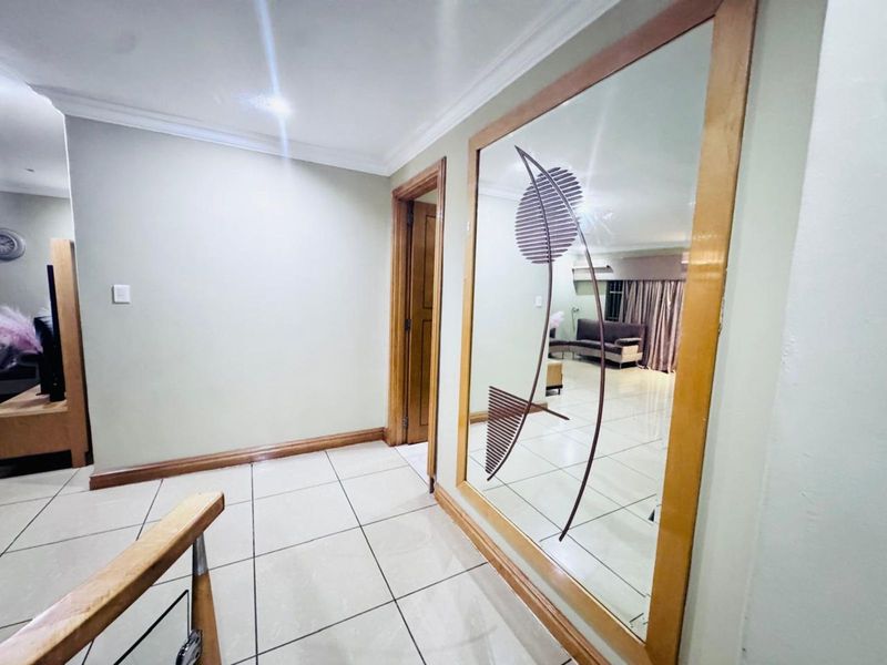 House For Sale in Aloe Ridge - Photo 10