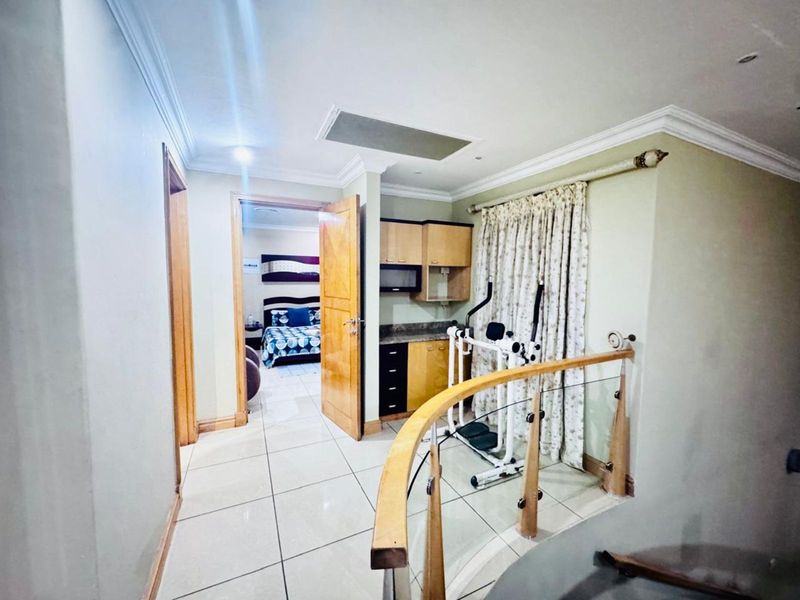 House For Sale in Aloe Ridge - Photo 8