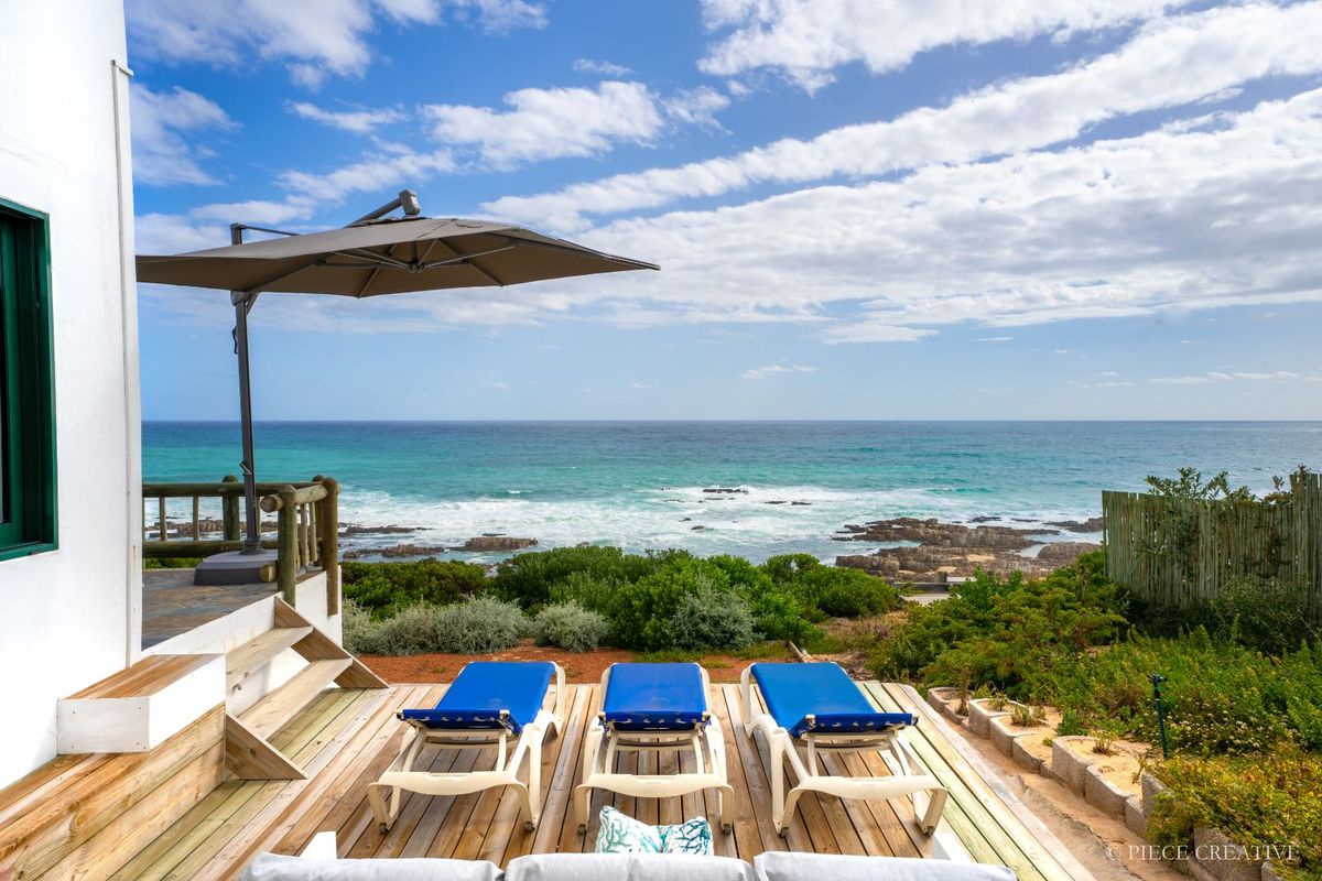 House For Sale in Fynbosstrand - Photo 2