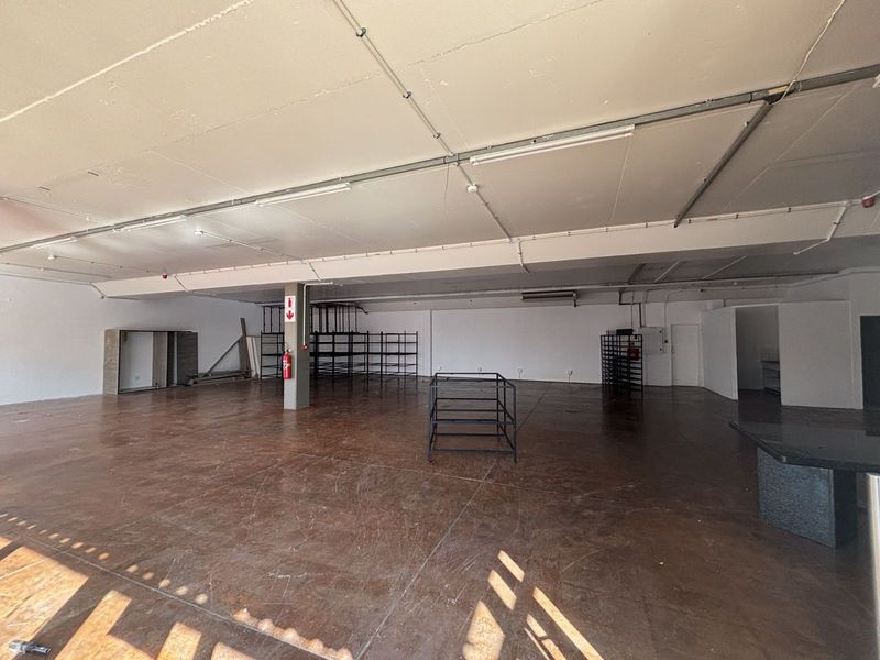 Retail To Rent in Montana - Photo 2