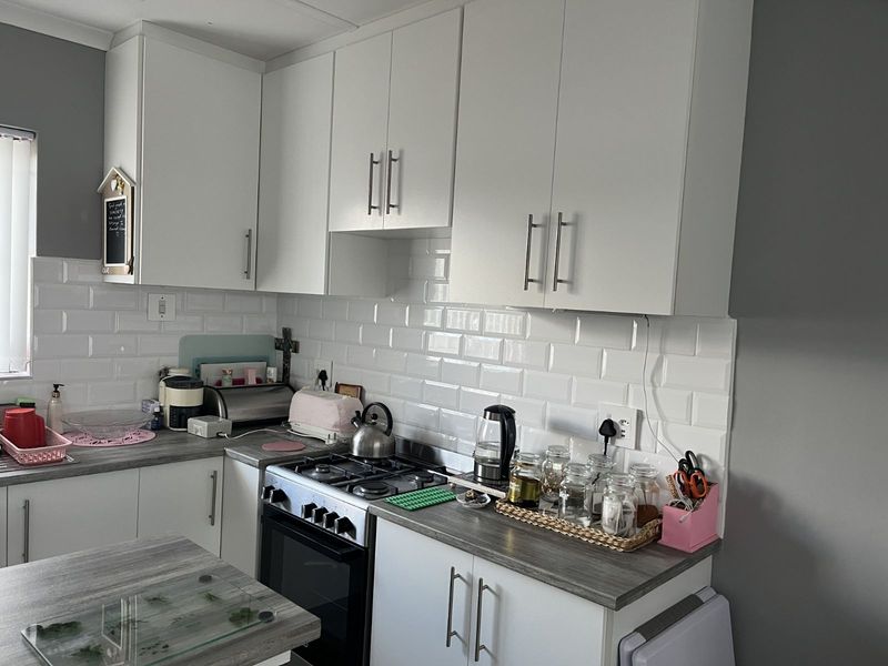 Apartment For Sale in Kleinmond Central - Photo 4